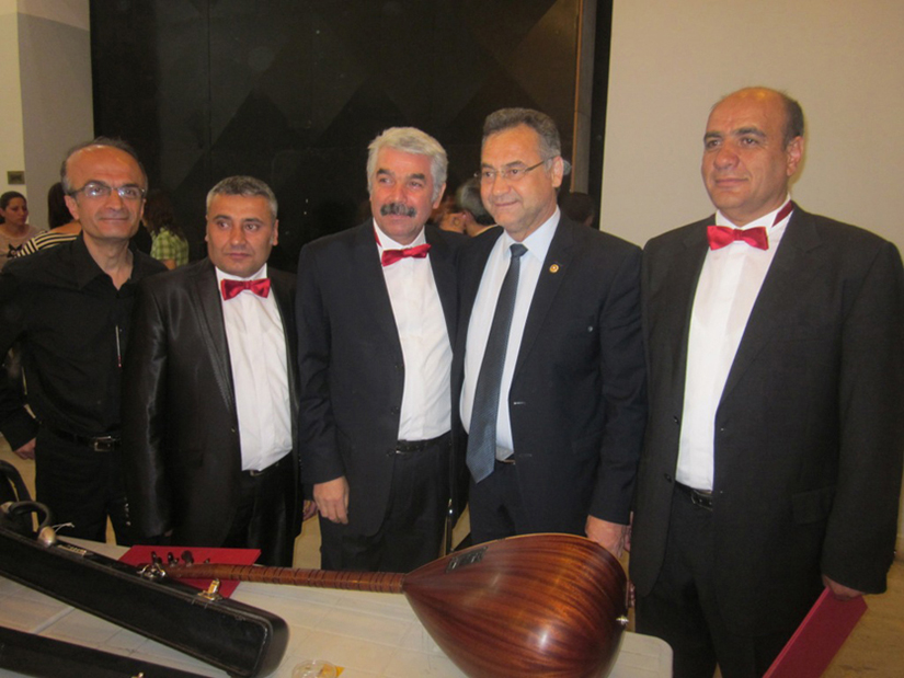 Şu Sinemde Türkülerim Sızılar Konseri 27 Nisan 2012